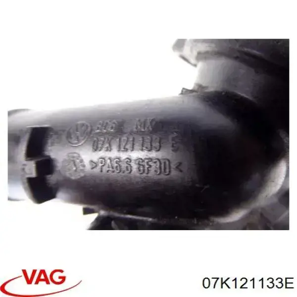 Comprar 07K121133E VAG Brida del sistema de refrigeración (triple unión)