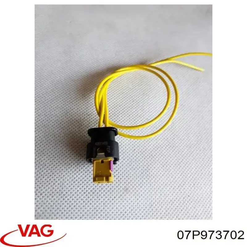 Conector universal VAG 07P973702