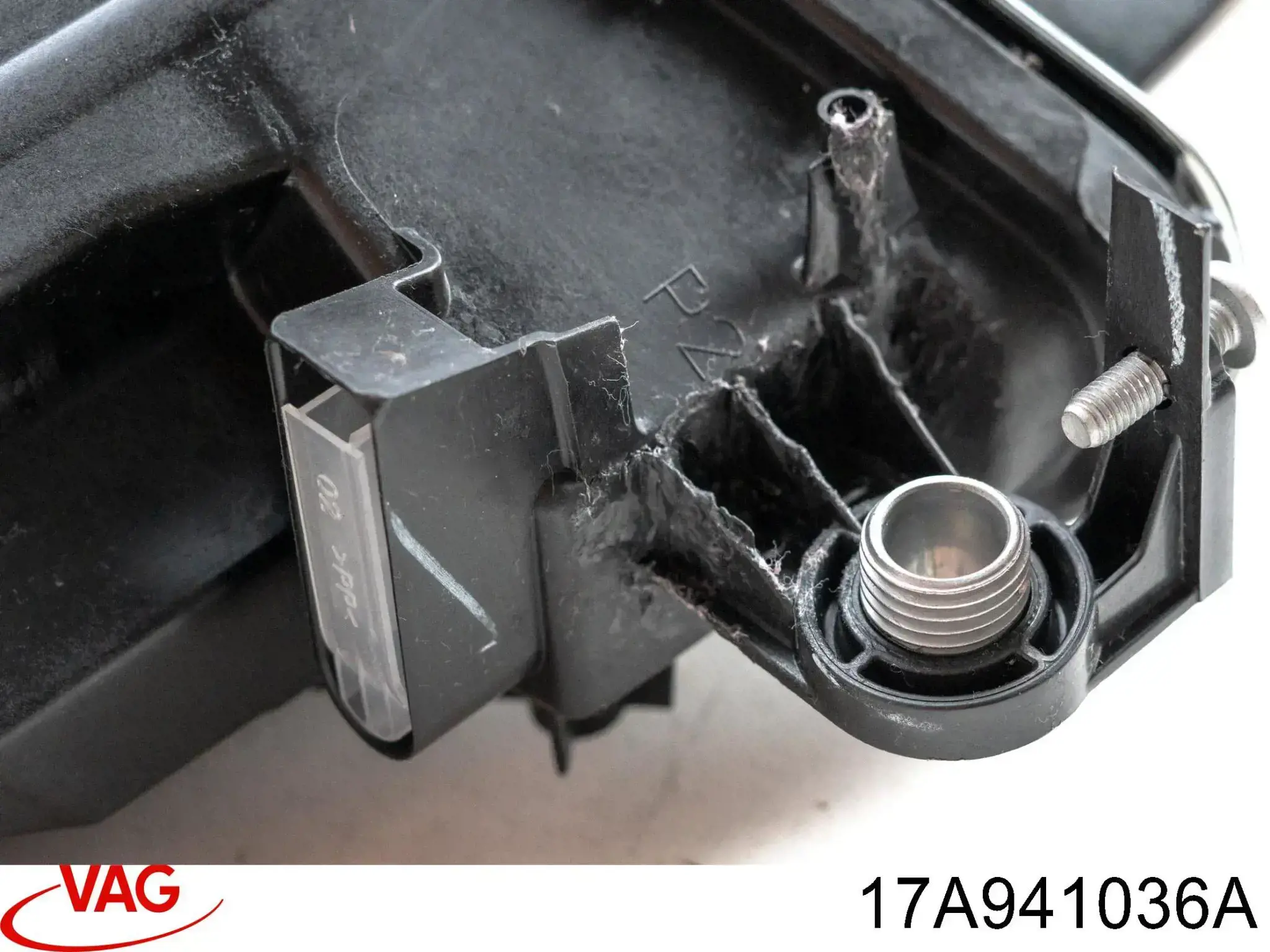 Comprar Faro derecho Volkswagen Jetta VII BU3, BU4