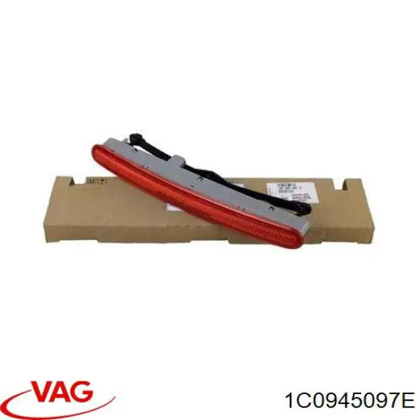 5803929 VAN Wezel Luz central de freno