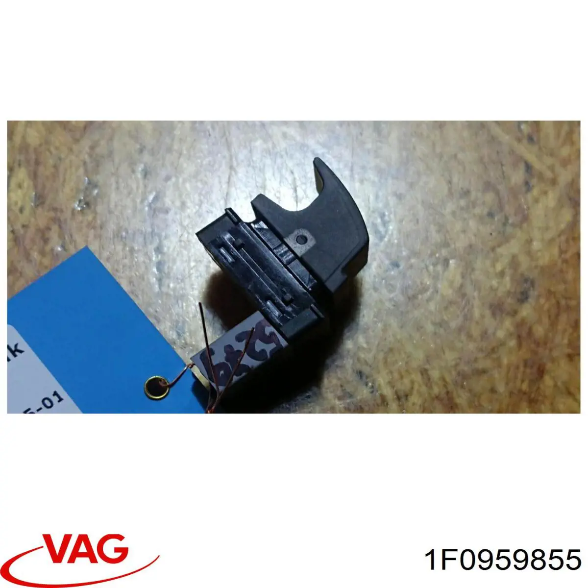 Botón de elevalunas delantero derecho 1F0959855 VAG