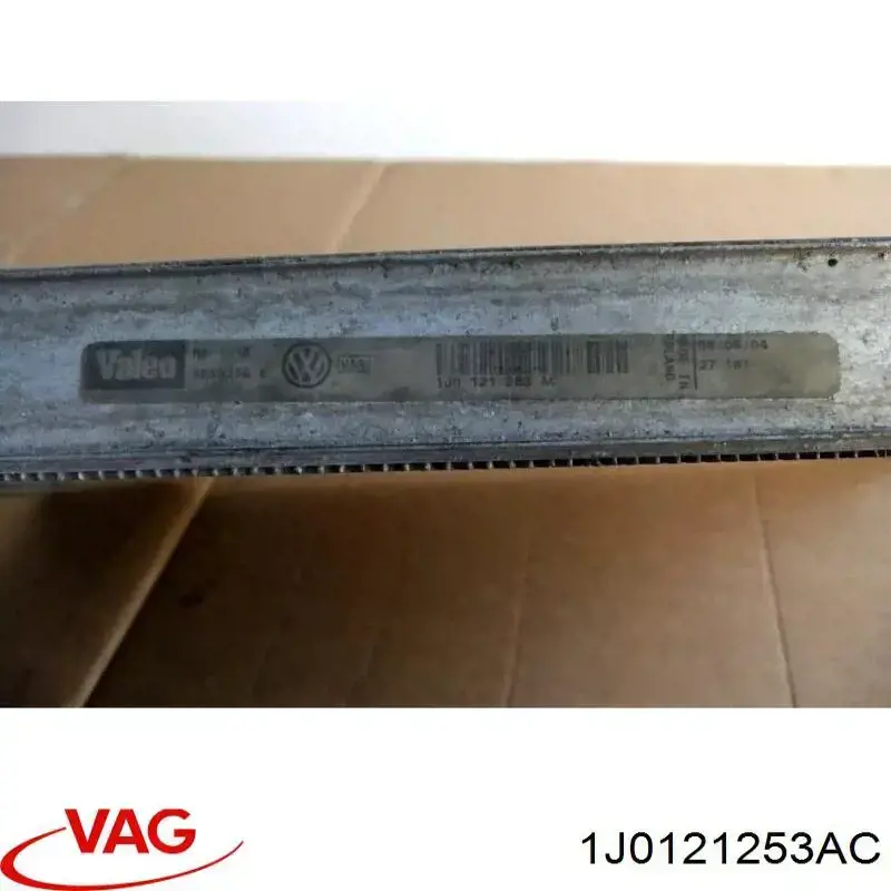 1J0121253AC VAG radiador