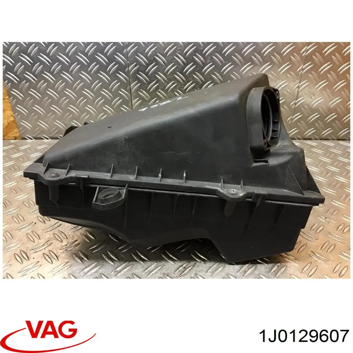 Caja del filtro de aire VAG 1J0129607 precio, desde 42,11 EUR
