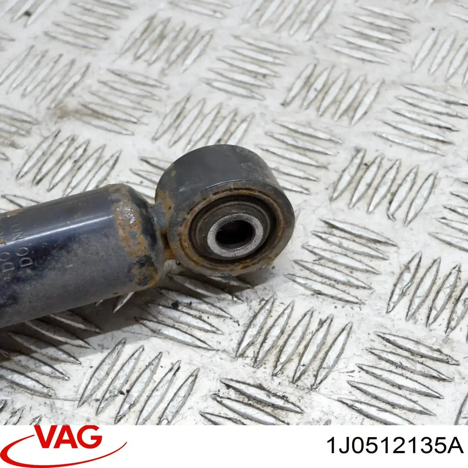 Cubierta de soporte del amortiguador trasero 1J0512135A VAG