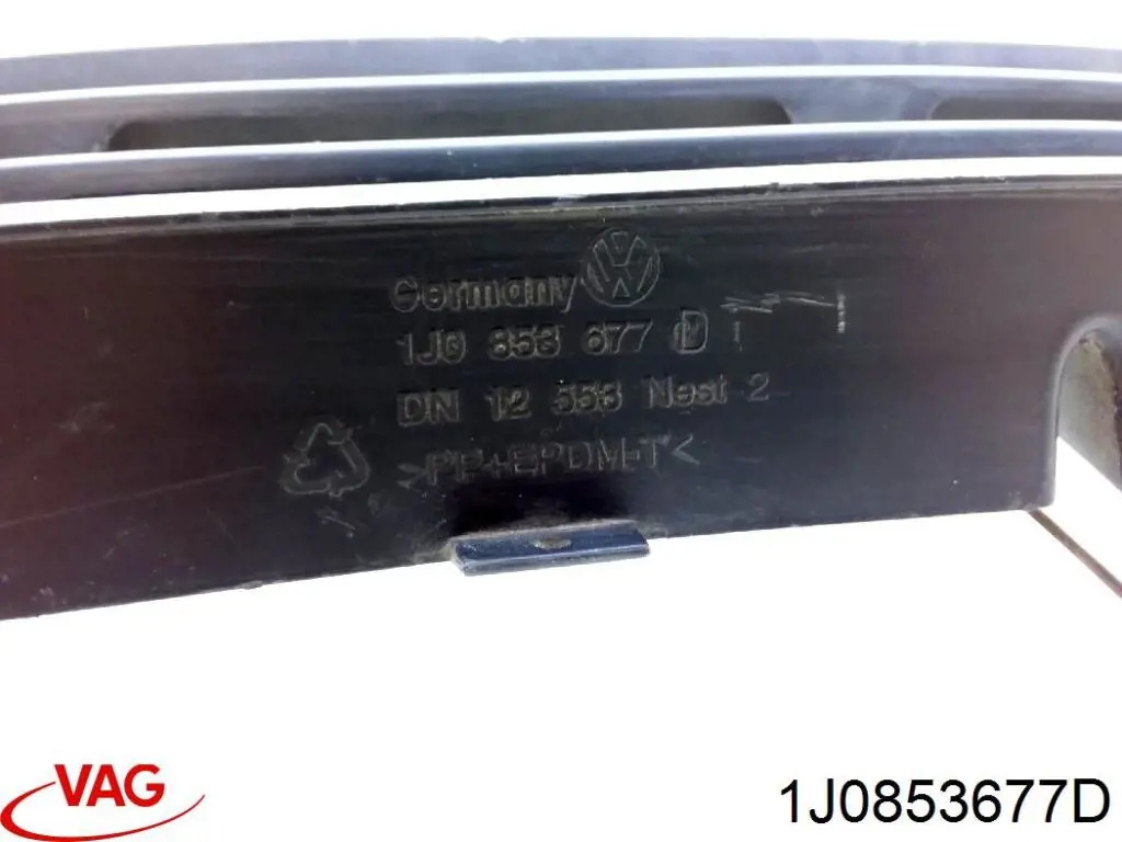 Rejilla de ventilación, paragolpes delantero, central VAG 1J0853677D precio, desde 12,08 EUR