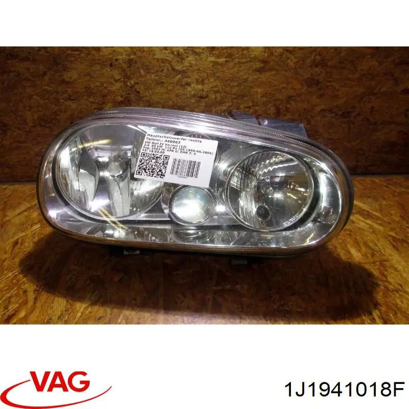 1J1941018F VAG Luz derecha