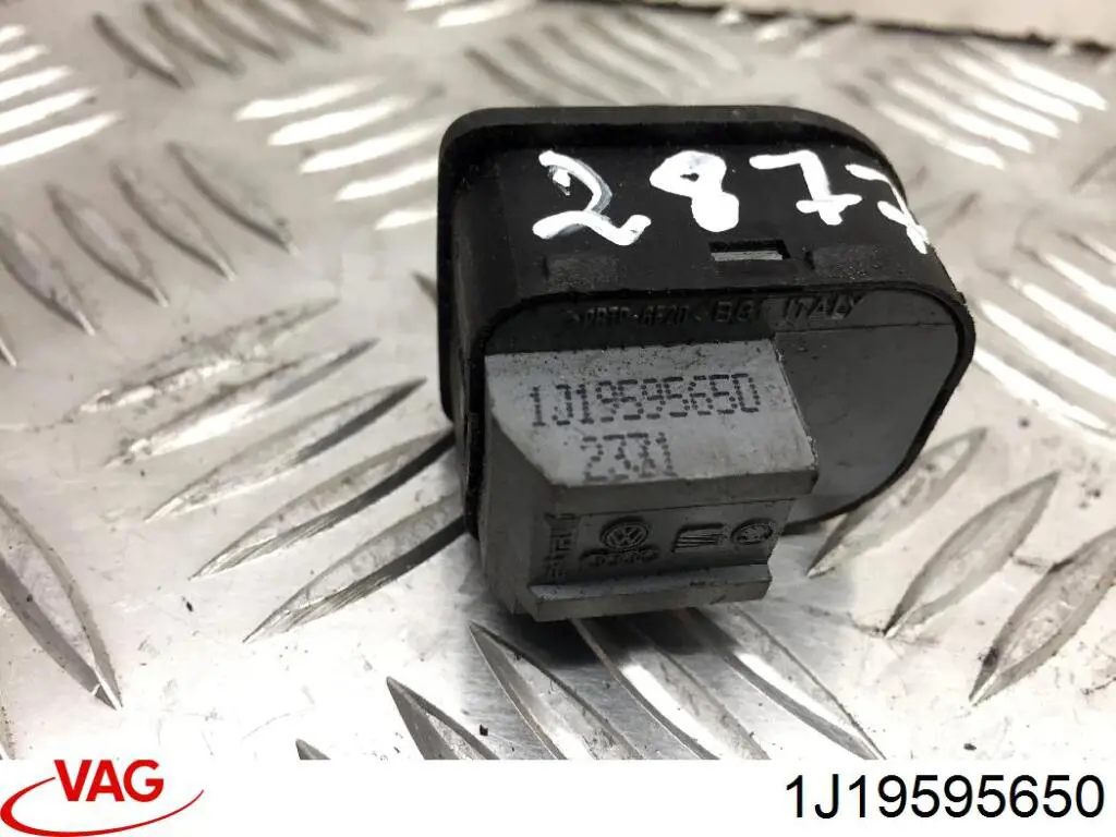 Módulo de espejos retrovisores en la puerta VAG 1J19595650 precio, desde 31,94 EUR