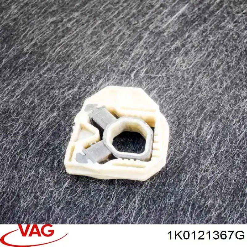 Soporte superior de radiador VAG 1K0121367G