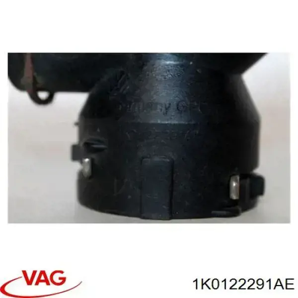 Brida del sistema de refrigeración (triple unión) 81702 3RG