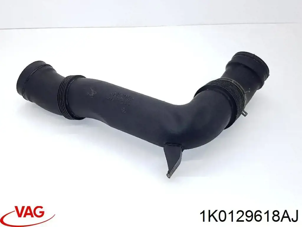 Tubo de admisión de aire, entrada al resonador Vika 11290423501 precio, desde 33,54 EUR