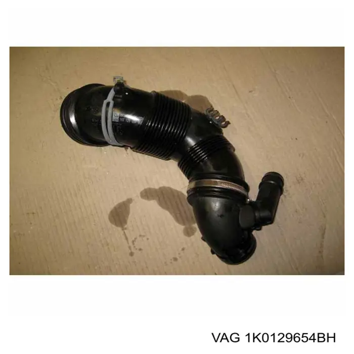 Comprar 1K0129654BH VAG Conducto de aire, salida del filtro de aire