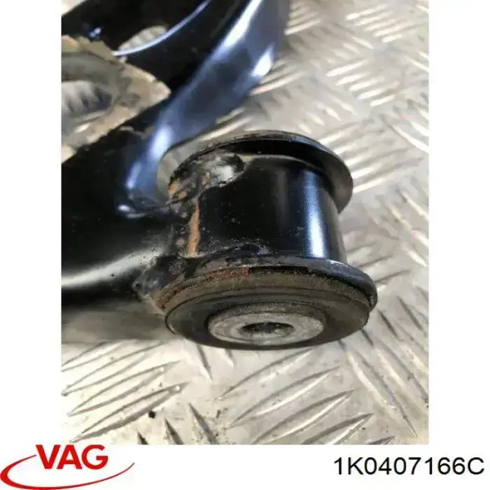 Brazo inferior derecho de la suspensión delantera VAG 1K0407166C precio, desde 59,53 EUR