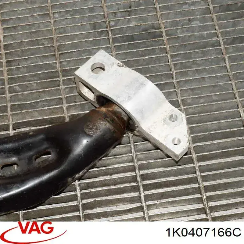 Comprar 1K0407166C VAG Brazo inferior derecho de la suspensión delantera