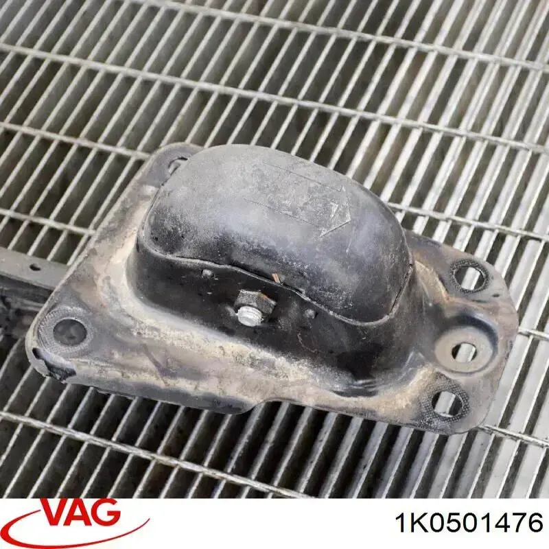 Protección inferior trasera del brazo de suspensión VAG 1K0501476