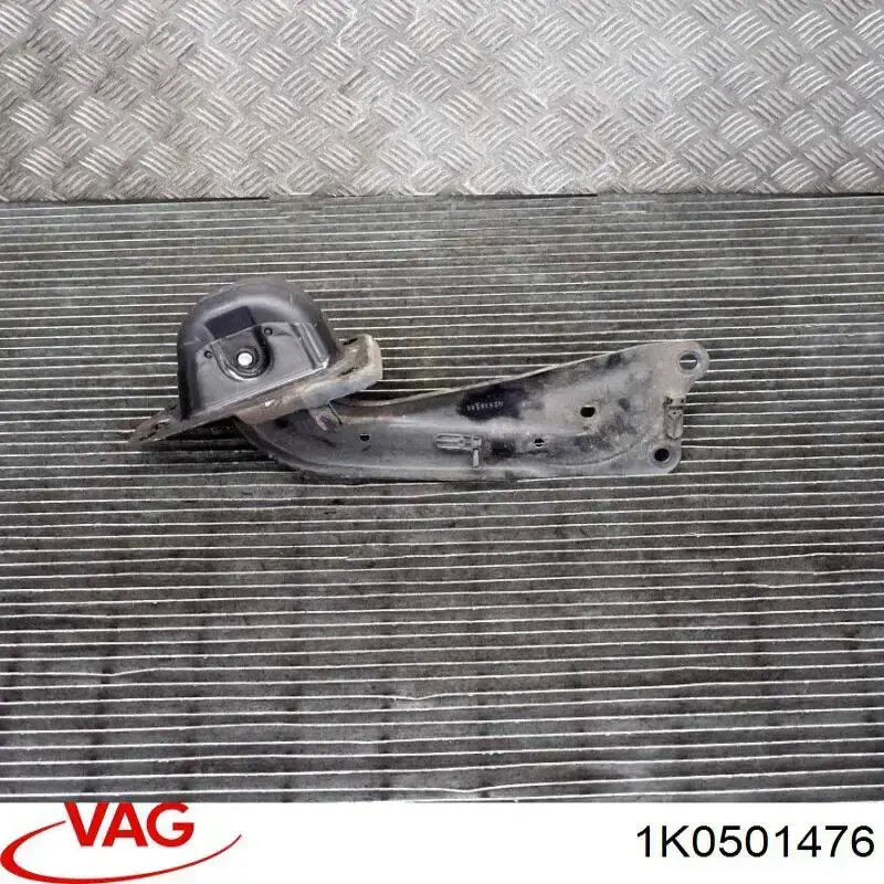 1K0501476 VAG Protección inferior trasera del brazo de suspensión