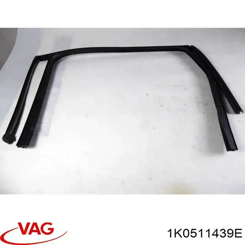 Abrazadera de sujeción de la bieleta estabilizadora trasera VAG 1K0511439E precio, desde 4,27 EUR