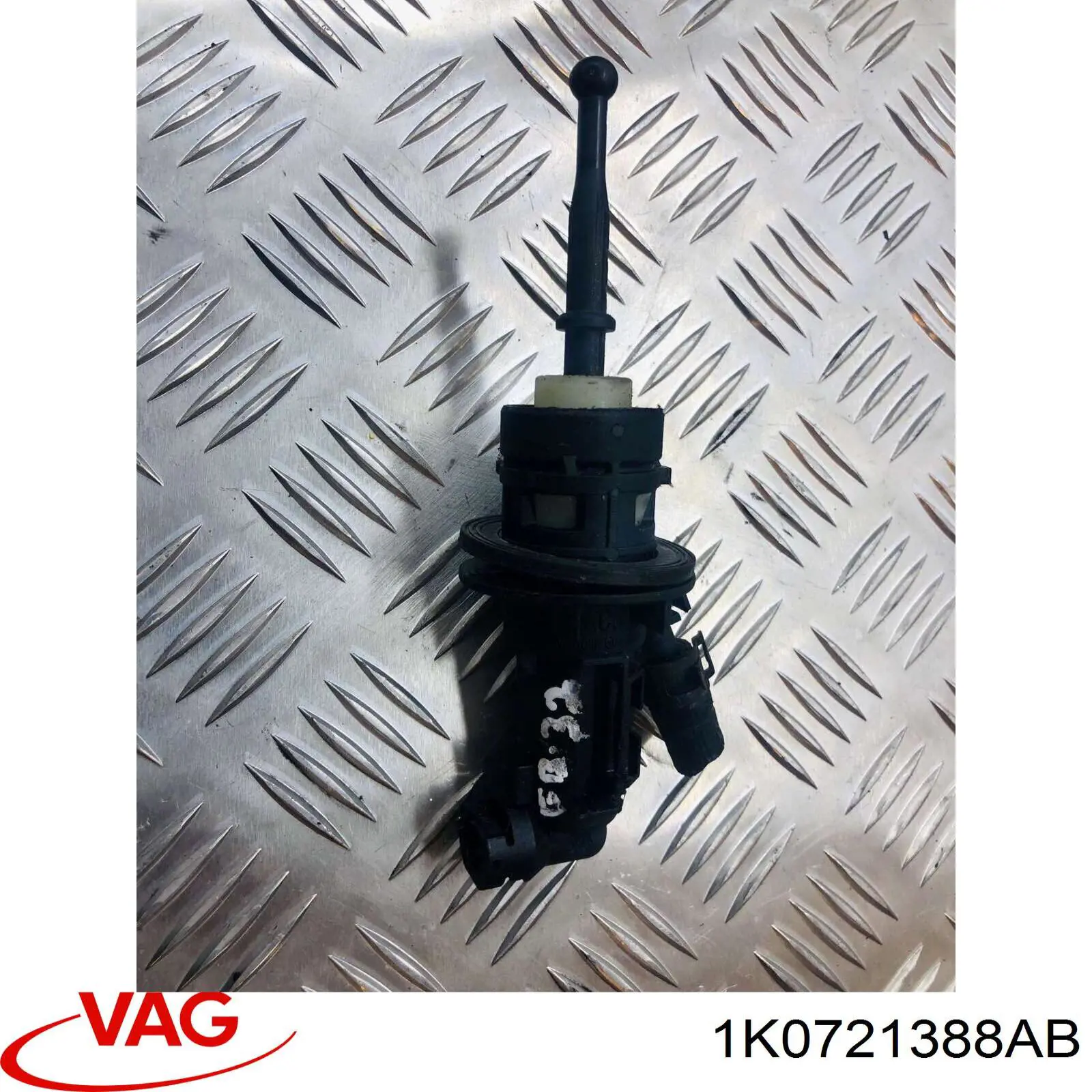 Bomba de embrague VAG 1K0721388AB