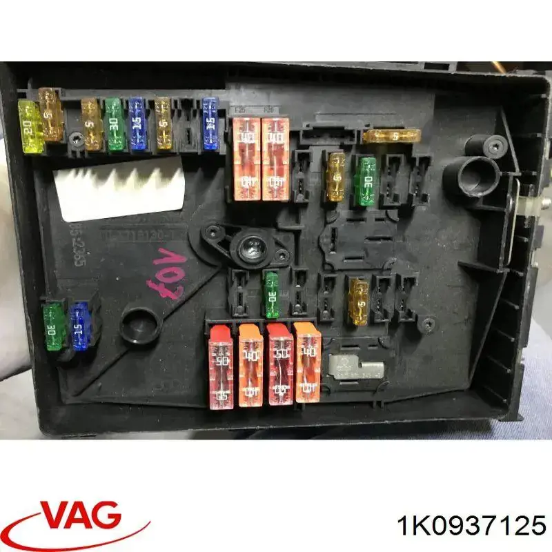 Caja fusibles Audi A3 Sportback hatchback (8PA) (2004 - 2015) precio, desde 62,54 USD