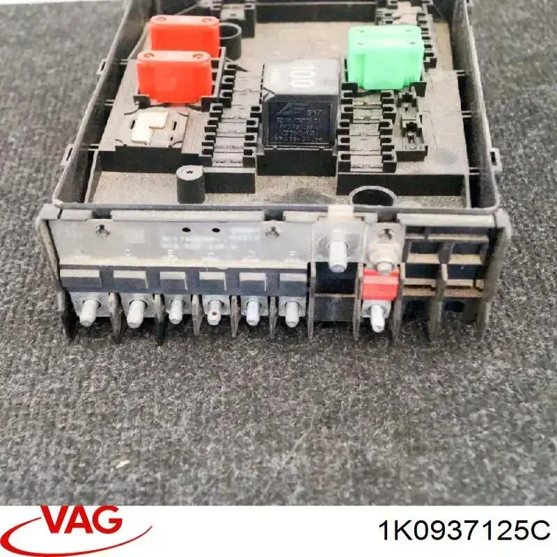 Comprar 1K0937125C VAG Caja de fusibles