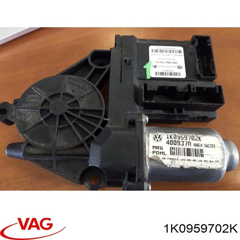 1K0959702K VAG motor eléctrico, elevalunas, puerta delantera derecha