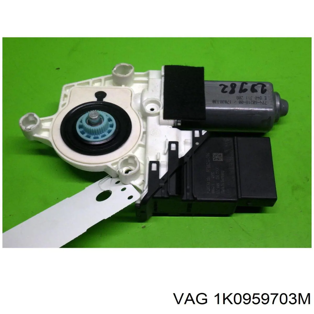 Motor del elevalunas de la puerta trasera izquierda VAG 1K0959703M precio, desde 45,01 EUR