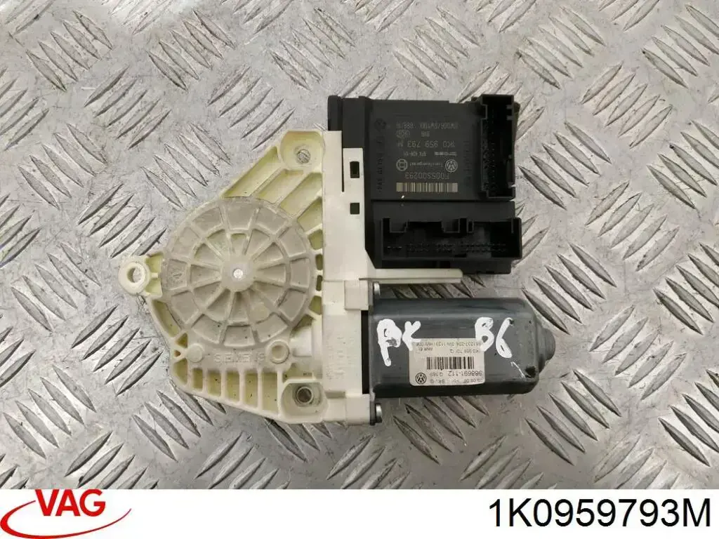 Comprar 1K0959793M VAG Motor ventanilla coche, puerta delantera izquierda