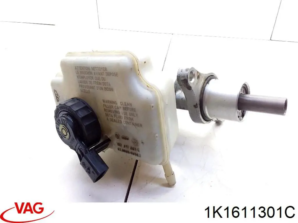 Deposito liquido de frenos VAG 1K1611301C