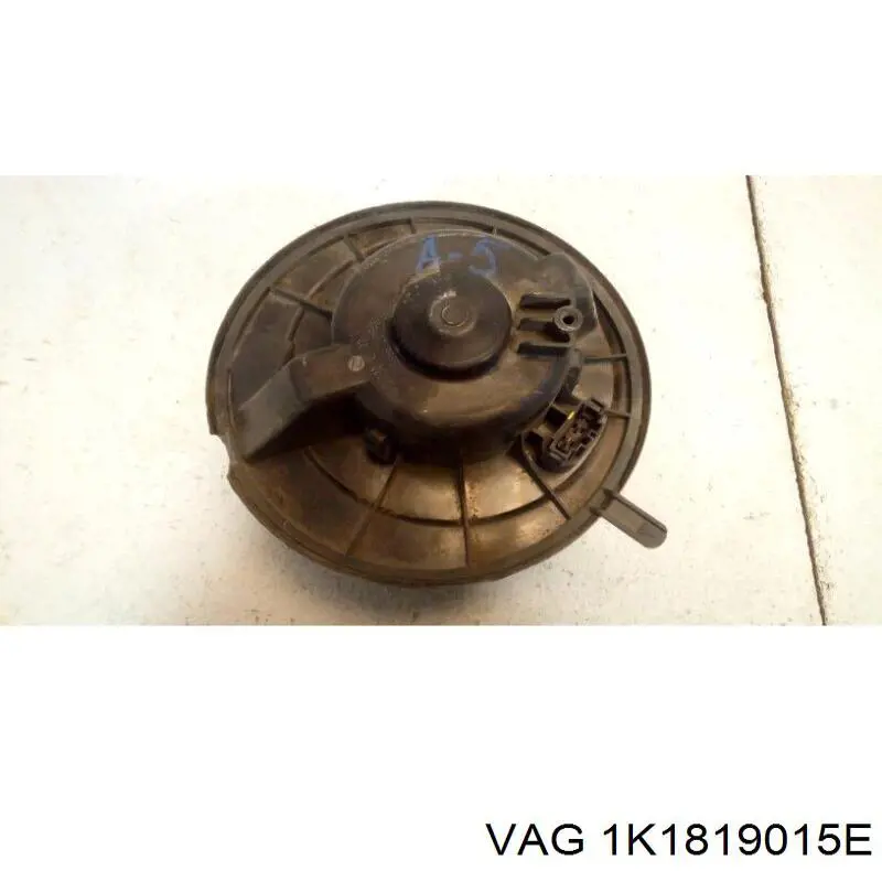 1K1819015E VAG Ventilador de habitáculo