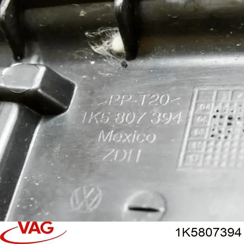 Guía derecha del parachoques trasero VAG 1K5807394 precio, desde 8,28 EUR