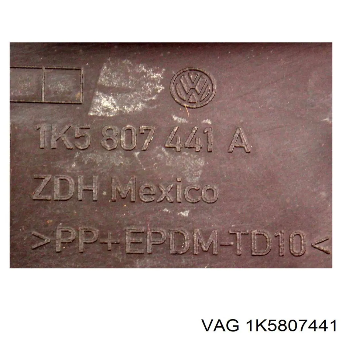 Tapa del gancho de remolque del parachoques delantero derecho VAG 1K5807441 precio, desde 4,78 EUR