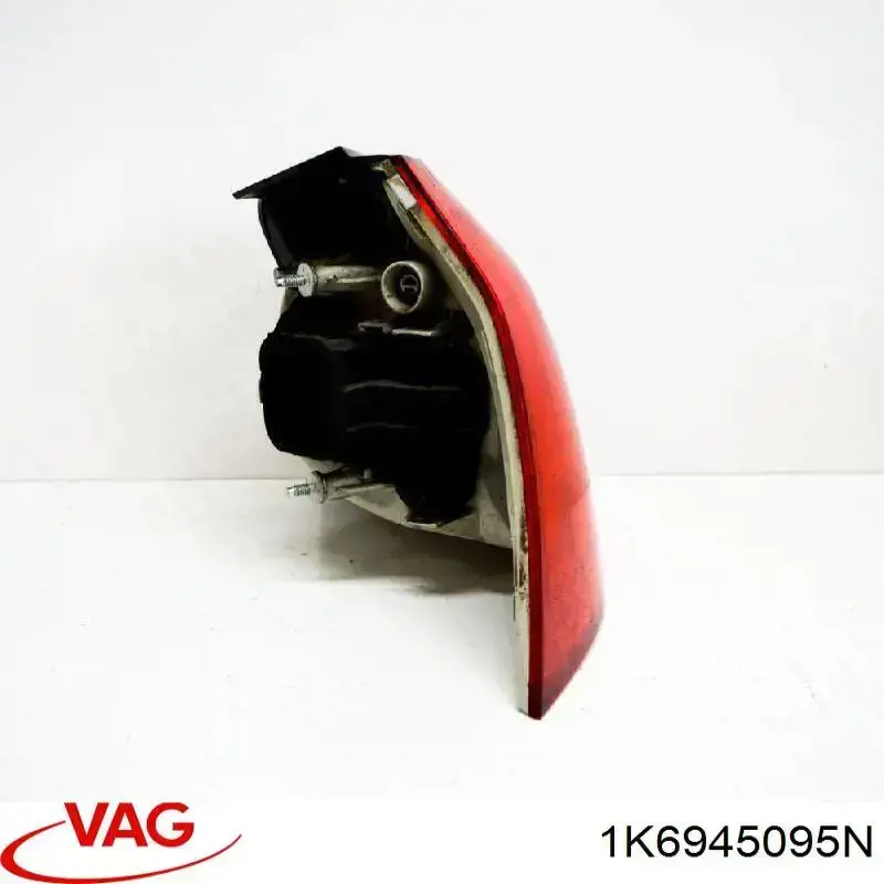 Piloto trasero exterior izquierdo VAG 1K6945095N precio, desde 47,64 EUR