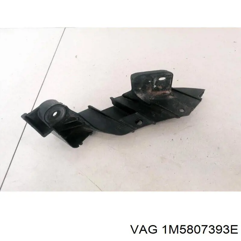 Soporte delantero izquierdo para aleta delantera VAG 1M5807393E precio, desde 41,65 EUR