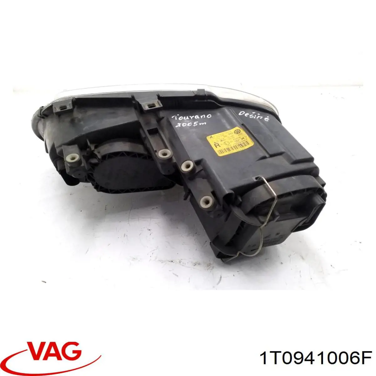 Faro delantero derecho VAG 1T0941006F