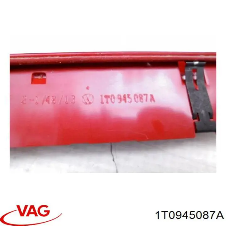 1T0945087A VAG lampara de luz de freno adicional