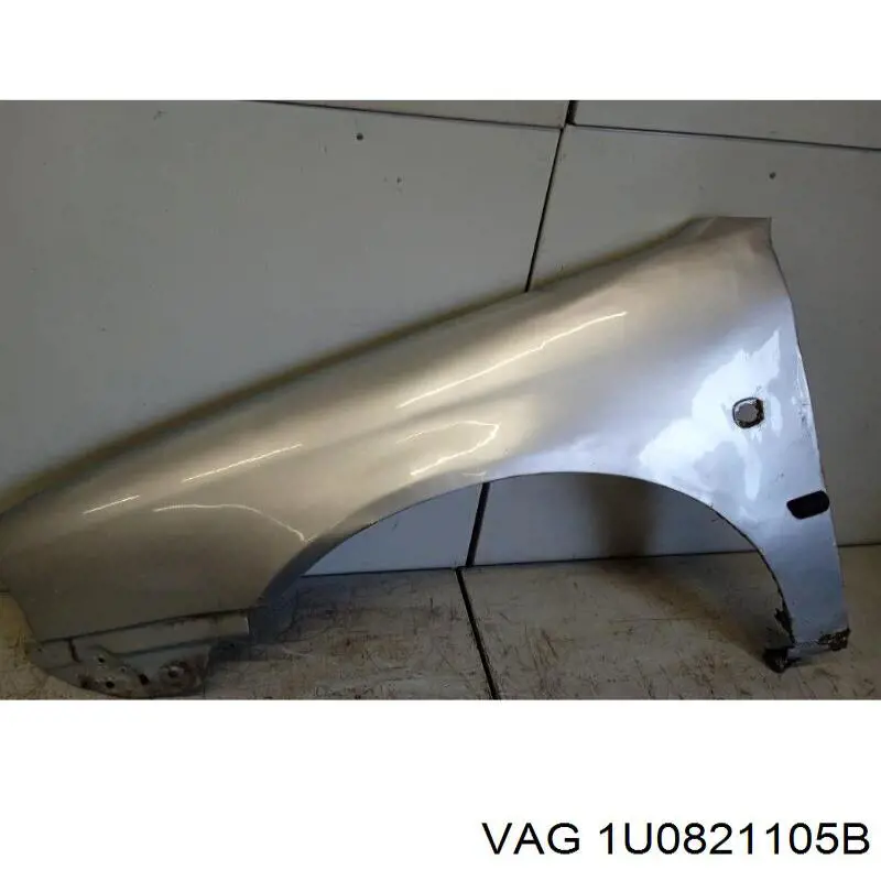 Comprar 1U0821105B VAG Aleta delantera izquierda