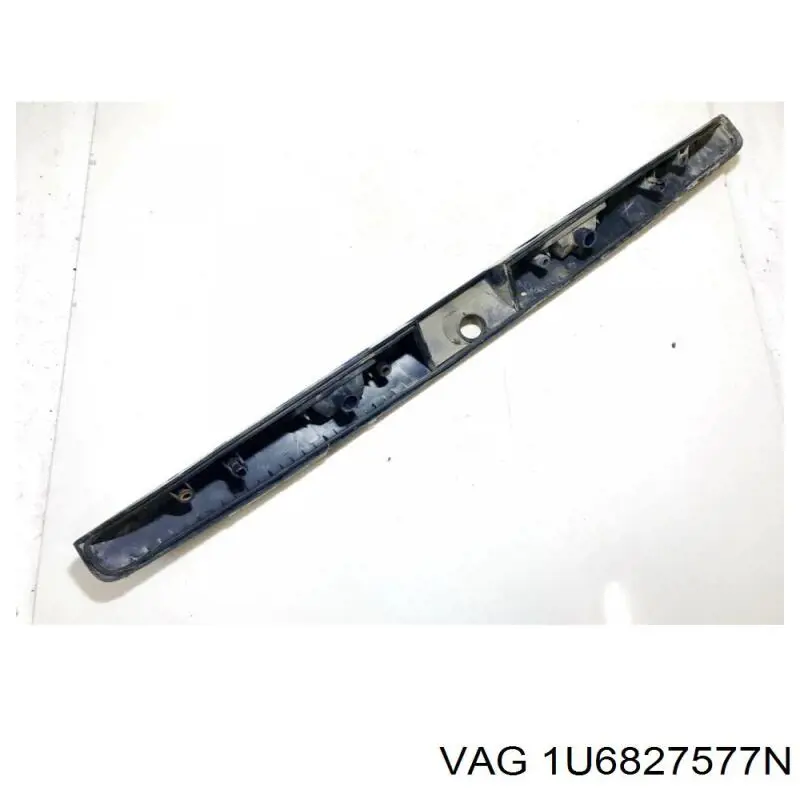 Comprar 1U6827577N VAG Moldura de la tapa del maletero