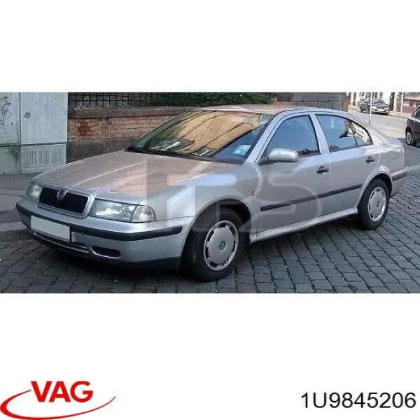 1U9845206 VAG Cristal de puerta trasera derecha