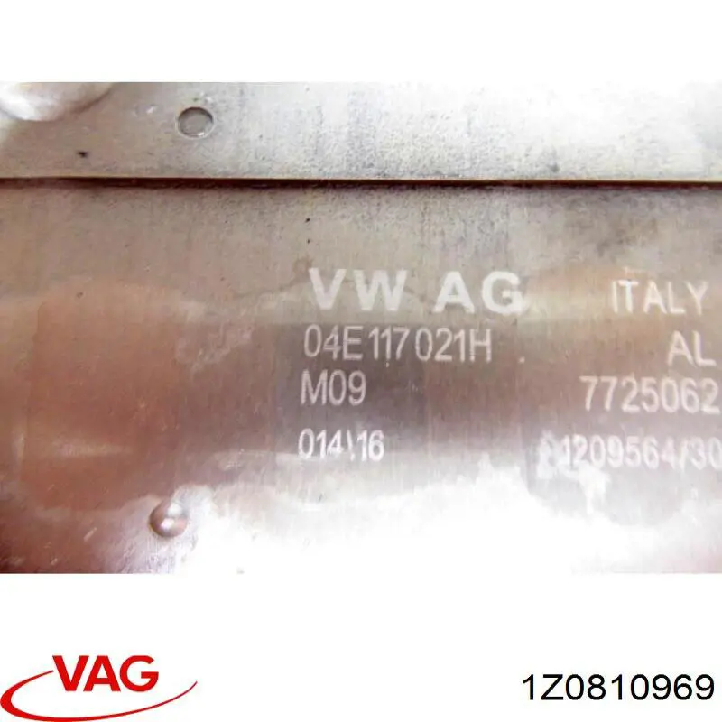 Revestimiento, pasarrueda trasera, izquierdo VAG 1Z0810969