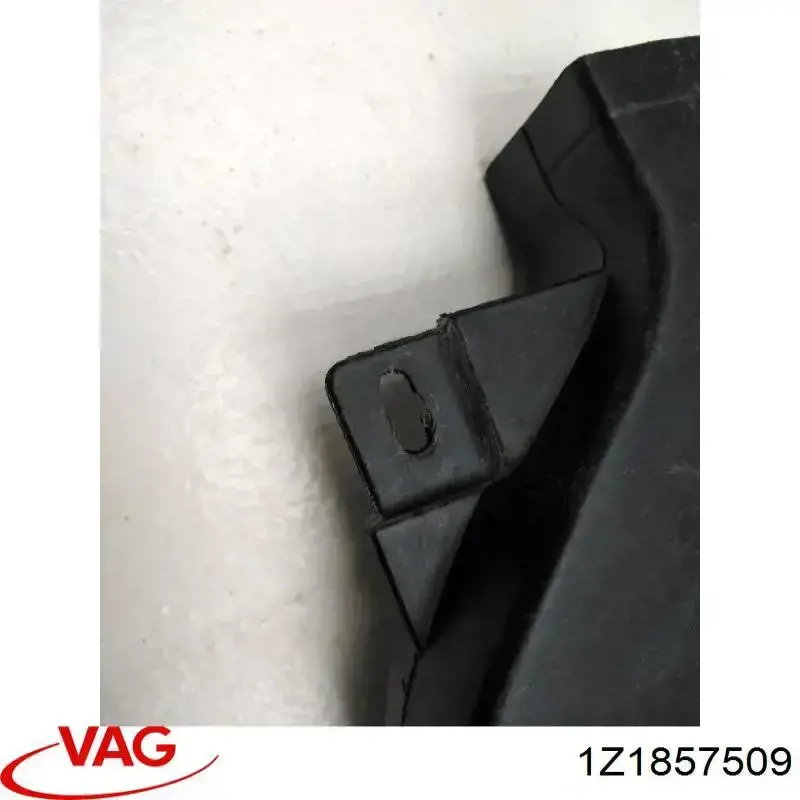 Conducto de aire central del salpicadero VAG 1Z1857509 precio, desde 22,80 EUR