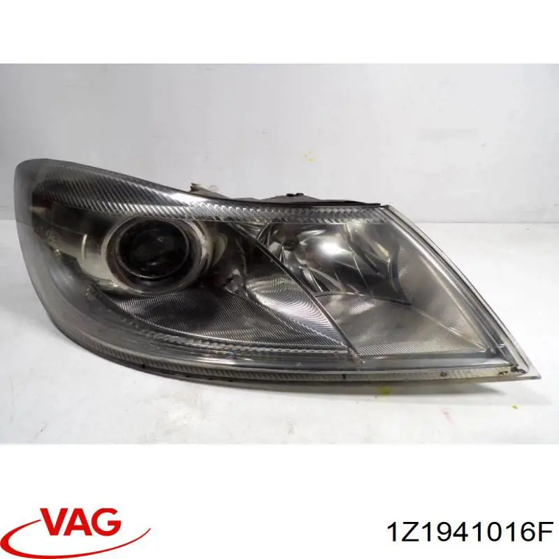 1Z1941016F VAG faro derecho