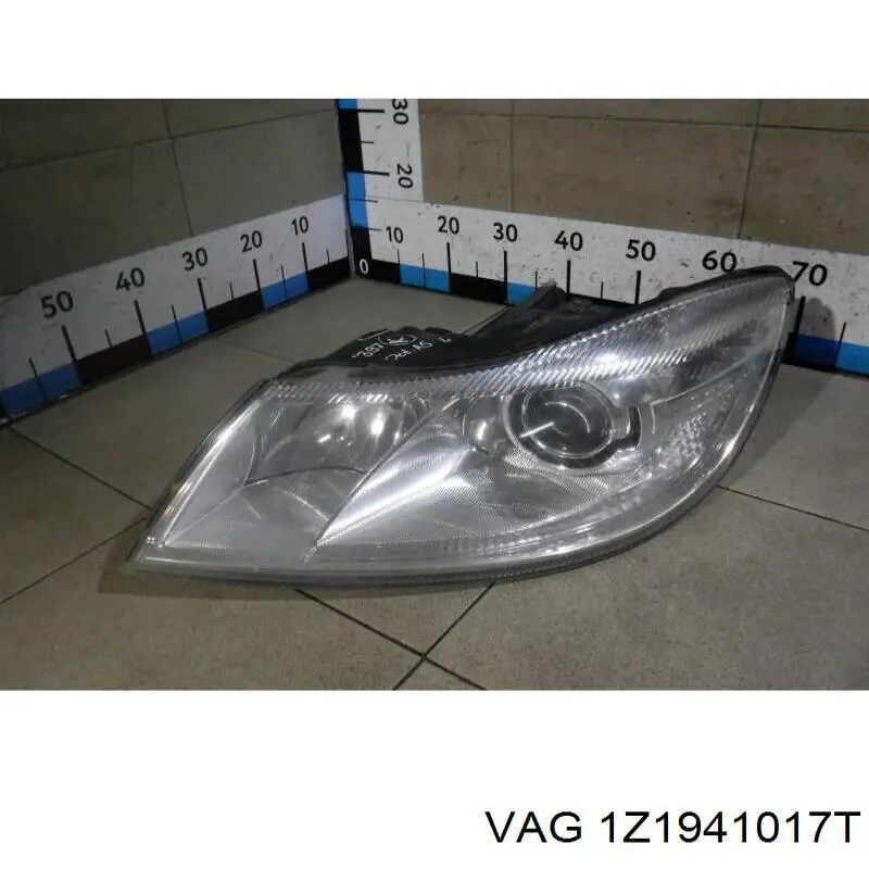 Faro VAG 1Z1941017T precio, desde 603,43 EUR