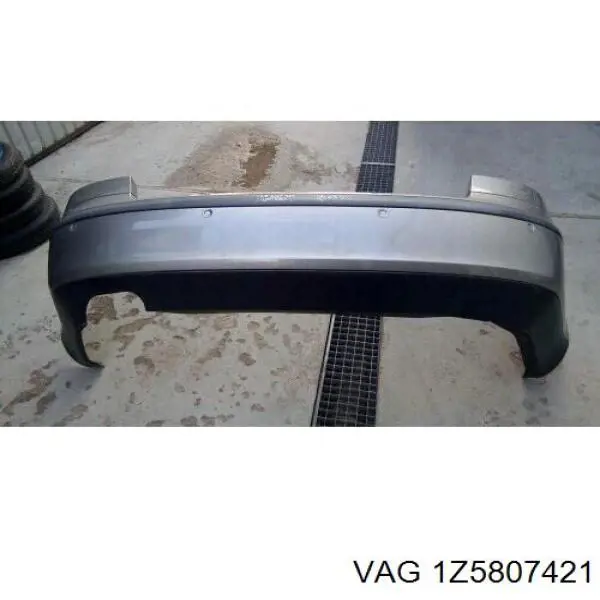 Paragolpes VAG 1Z5807421 precio, desde 92,30 EUR