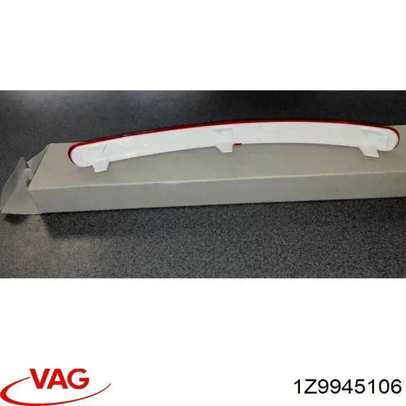Comprar 1Z9945106 VAG Reflector del parachoques trasero derecho