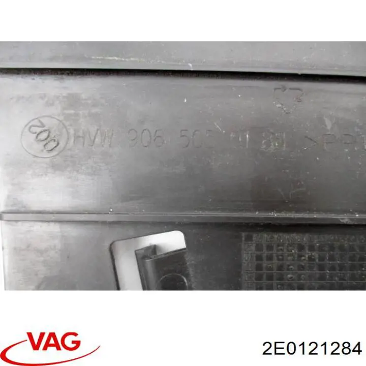 2E0121284 VAG Deflector de aire del radiador derecho