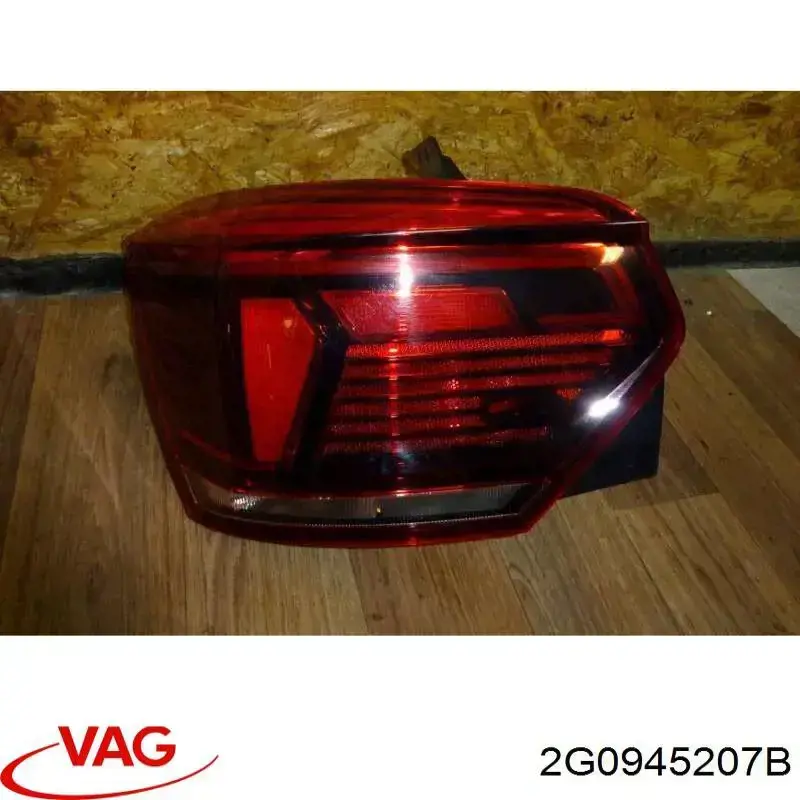 2G0945207B VAG Piloto trasero izquierdo