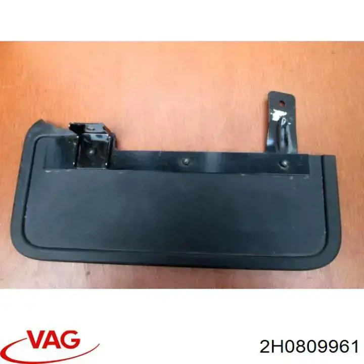 2H0809961B VAG Guardalodos interior izquierdo, guardafango delantero