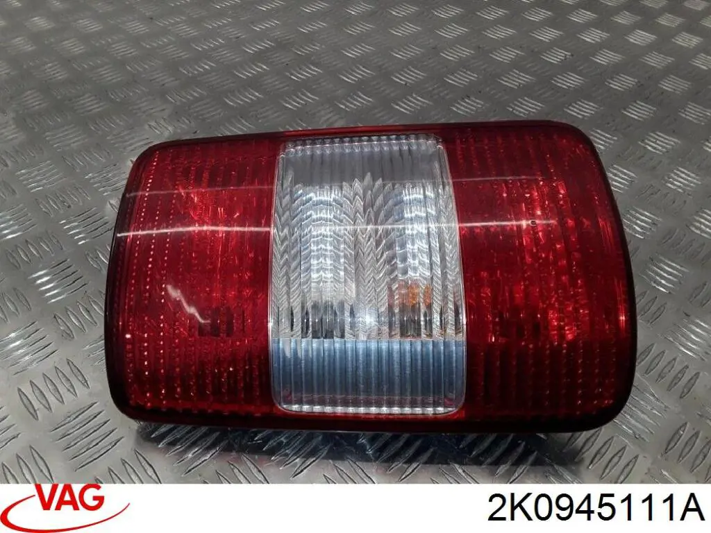 Piloto trasero izquierdo VAG 2K0945111A precio, desde 54,07 EUR