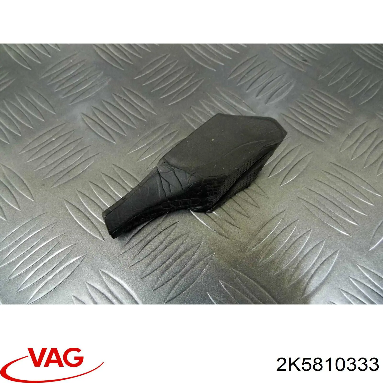 Soporte delantero izquierdo para aleta delantera VAG 2K5810333 precio, desde 21,44 EUR