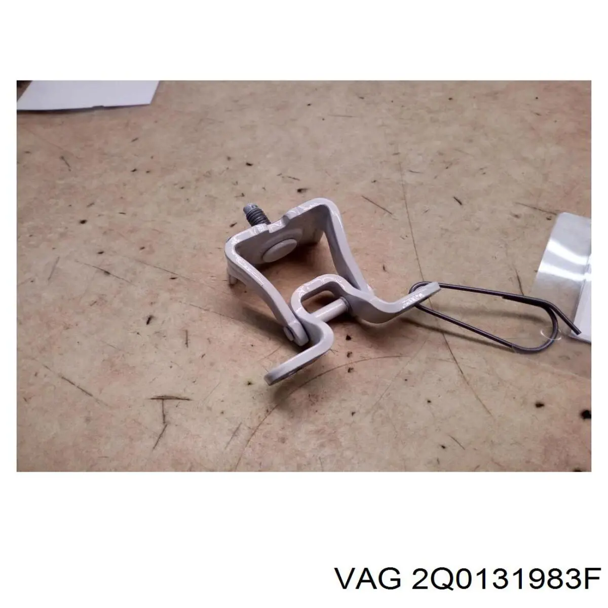  2Q0131983F VAG