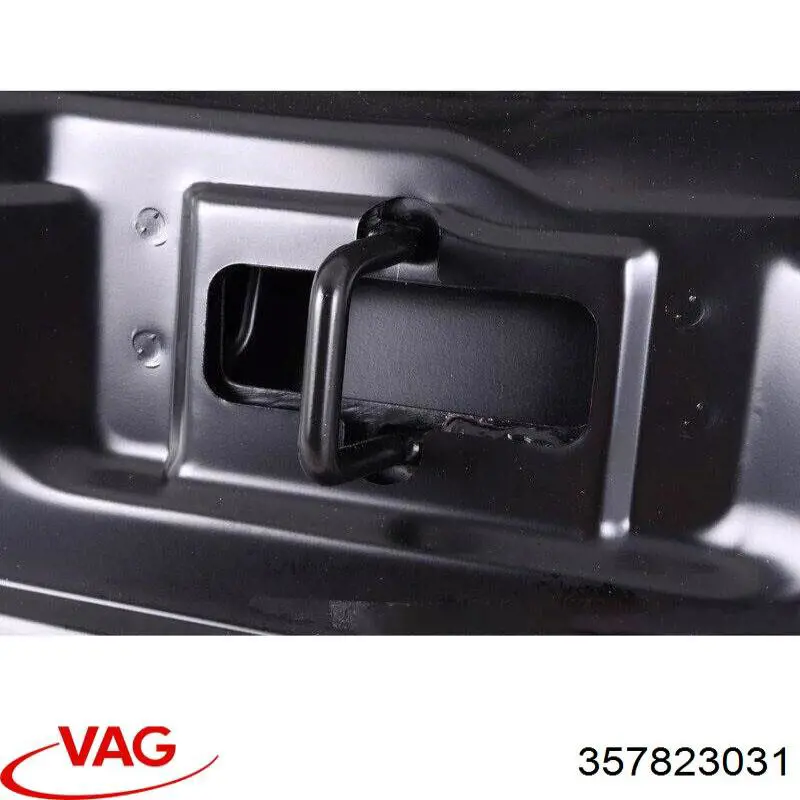 357823031 VAG capó del motor